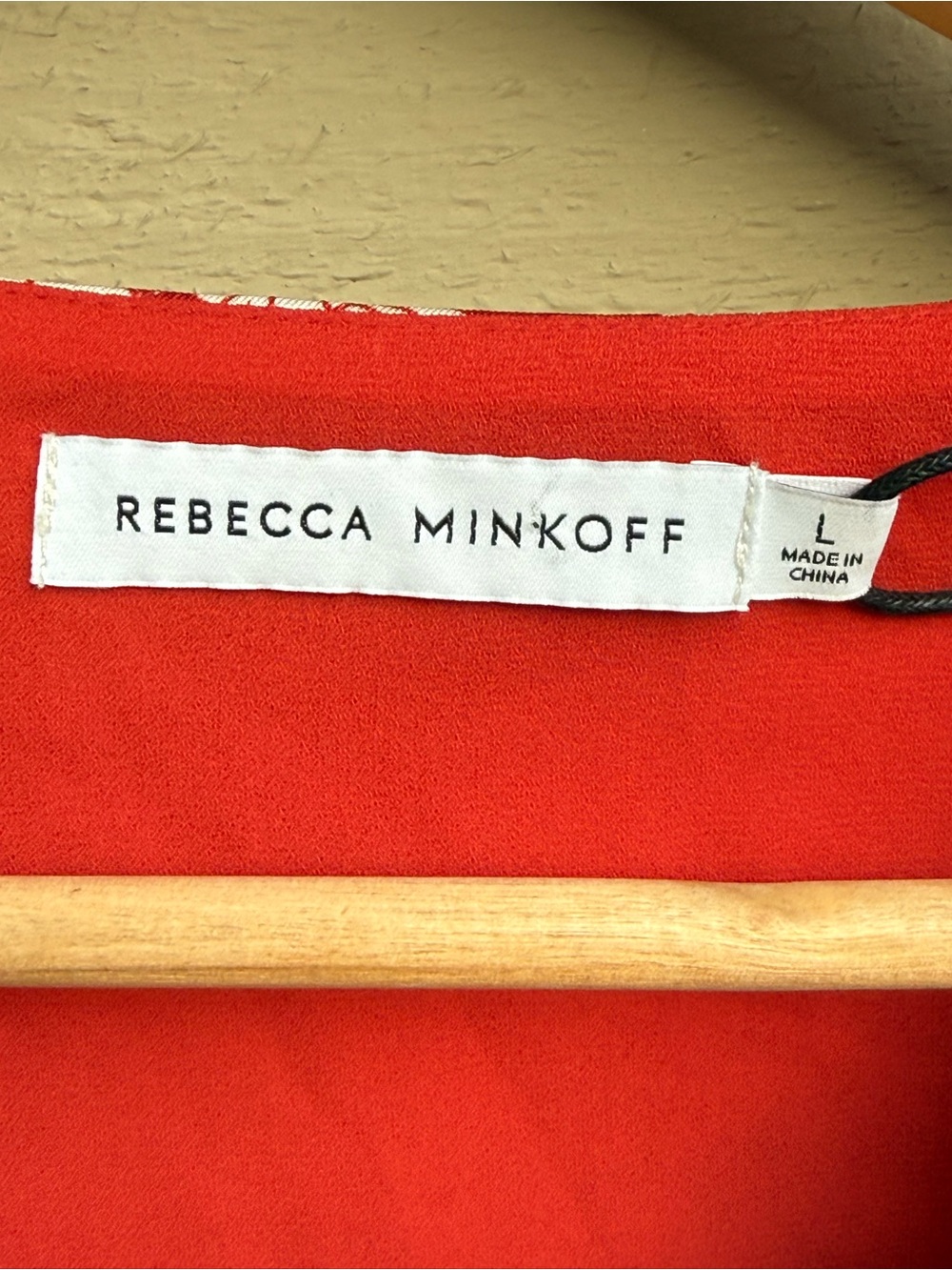 "'Rebecca Minkoff wrap blouse red w/white floral pattern size L NWT - Picture 3 of 8
